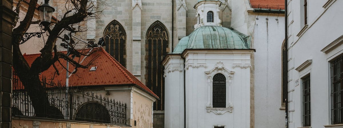 Оппозиция Словакии готовит вотум недоверия правительству Роберта Фицо