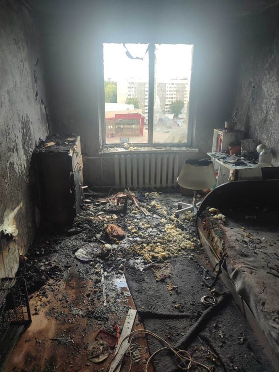 В могилевском общежитии из-за неисправного утюга загорелась комната