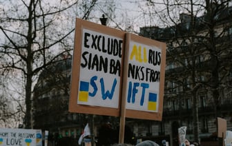 ЦБ РФ изучит трансграничные биткоин-переводы россиян