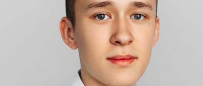 «Набрал 400 баллов и ни о чем не волнуюсь». Будущий стоматолог из Ивацевичей о своем пути к мечте