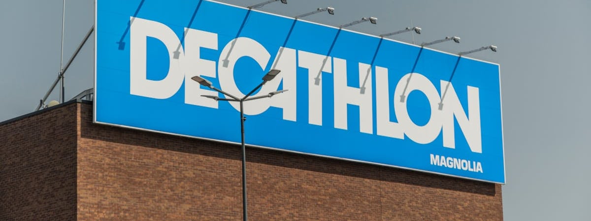 В Чехии открывается первый салон продаж Aston Martin