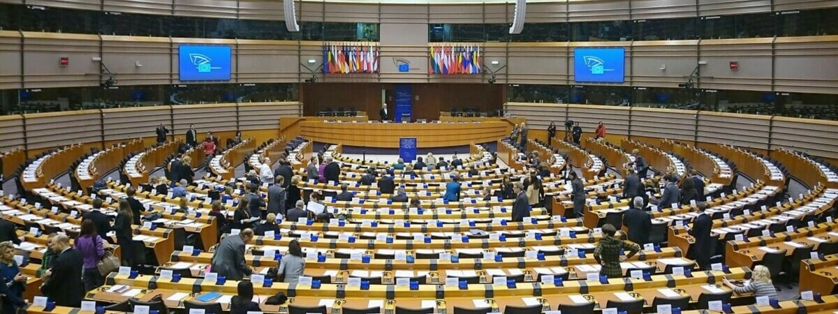 Лидеры ЕС призвали перевести экономику на «военный режим»