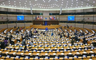 Лидеры ЕС призвали перевести экономику на «военный режим»