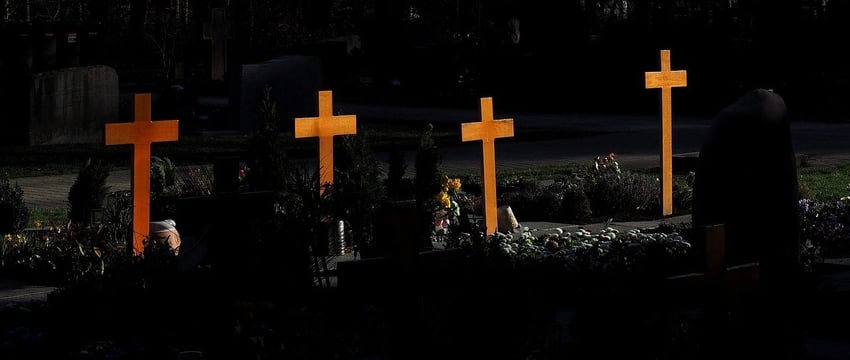 На Троицу будут дополнительные автобусы на кладбище в Коптях