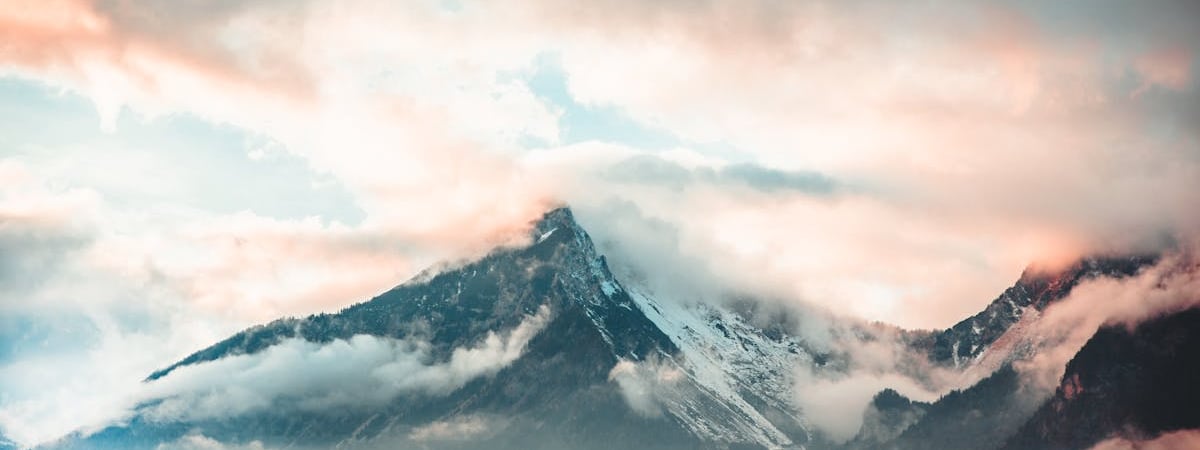 Евросоюз проводит первый саммит со странами Персидского залива