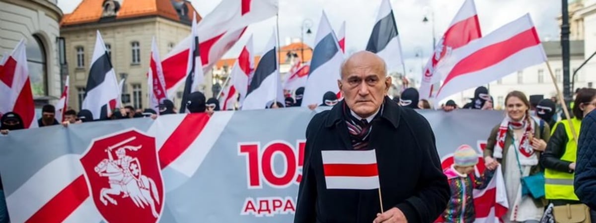 Пазьняк предлагает пригласить на Запад представителей Минска и “поговорить конкретно об освобождении политзаключенных”