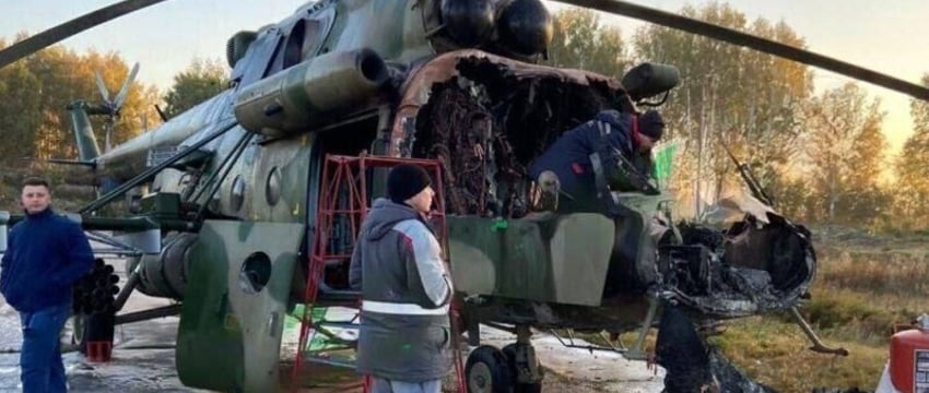 Двое подростков сожгли военный вертолет в Омской области