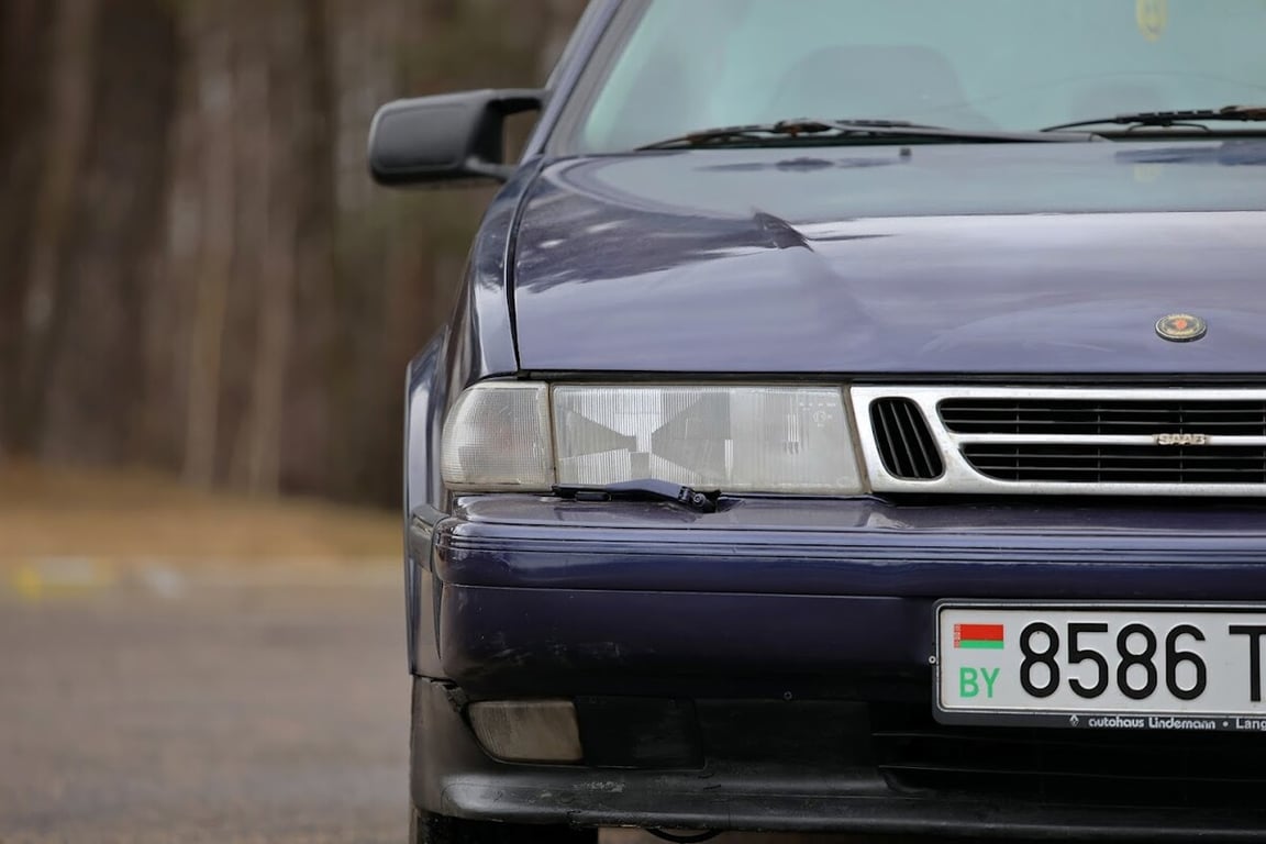 Белорус показал очень редкий Saab 9000