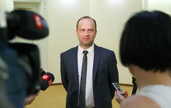 В Минэкономики рассказали, на сколько процентов вырастет зарплата белорусов в 2024 году. А для бюджетников? — Официально