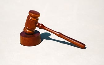 Судья Пакистанского Антитеррористического суда заявил, что Шпионское агентство ISI преследует Его, Семью