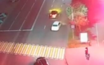 Суровый урок: таксиста лишили прав на два года за этот маневр — видео
