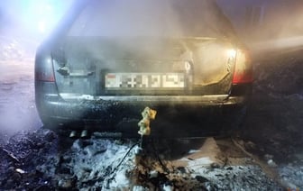 В Лиде горел автомобиль — все из-за короткого замыкания