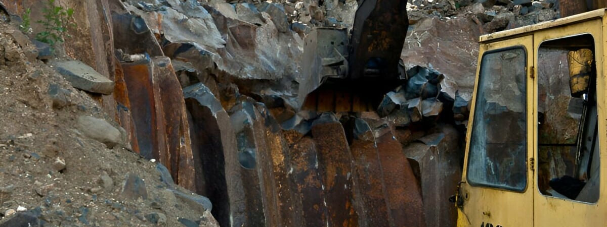 «Нужно 10-11 млн долларов» — В Пинском районе пообещали построить цех по добыче базальта