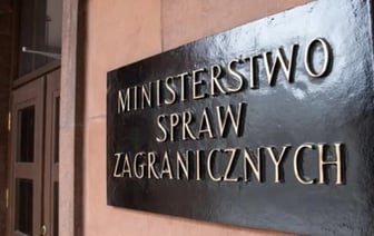 Все санкции против России нужно распространить и на Беларусь — МИД Польши