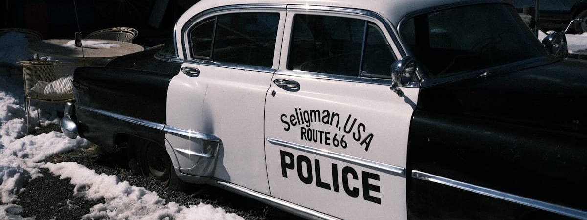 Полиция Латвии проверит голосующих на "выборах" Путина в посольстве РФ