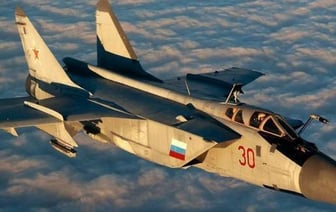 Истребитель Миг-31 помешал бомбардировщикам США залететь в Россию