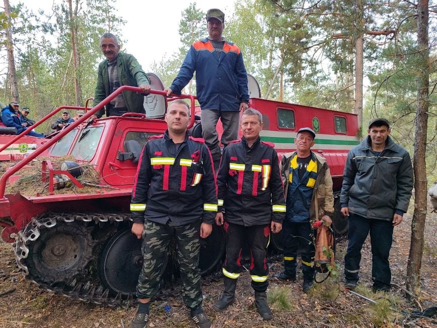 Работники лесной охраны рассказали, как справлялись с бушующим огнем в Полесском лесхозе