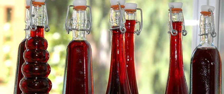 Можно ли в домашних условиях делать наливки, ответили в милиции