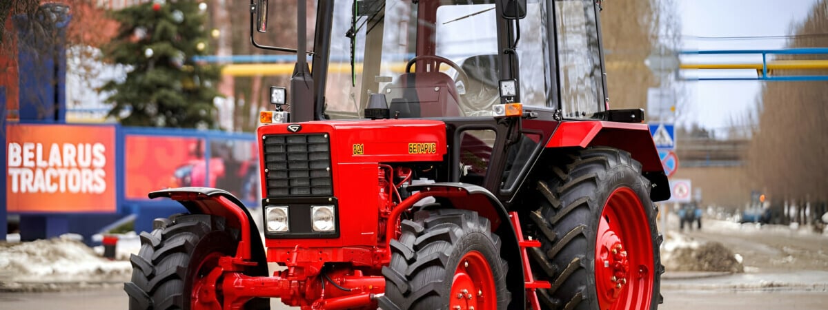 МТЗ решил выпускать трактора исключительно красными. Почему?