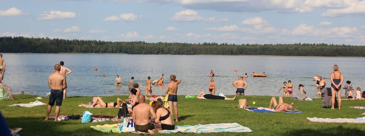 Выходной на Свитязи — что происходит на самом красивом озере Гродненской области