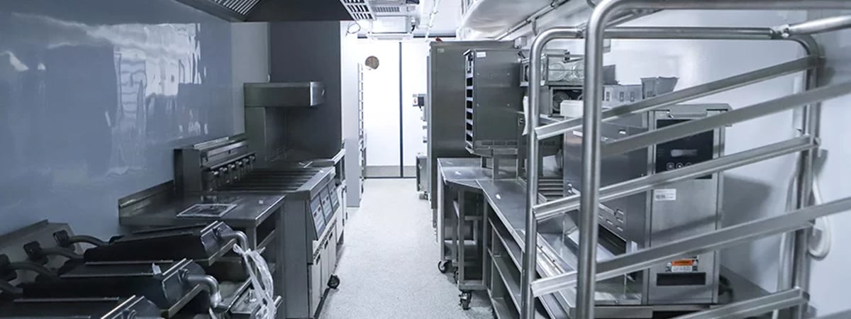 В Минске создали проект фудтрака для сети Mak.by. Как выглядит и где протестируют? — Фото