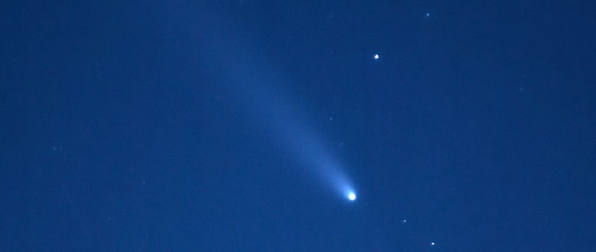 Крупным планом: комета над Витебском