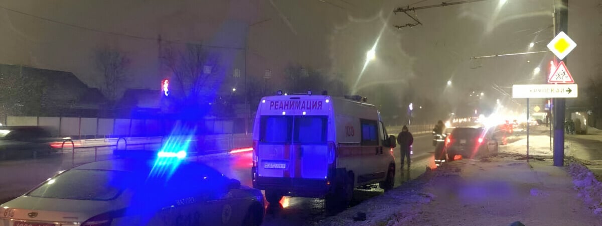 Светофор не работал? В Могилеве на пешеходном переходе автомобиль насмерть сбил ребенка — Фото