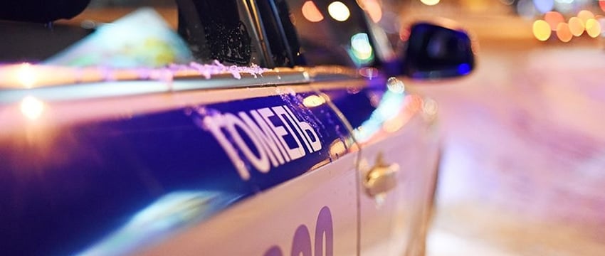 Пьяный житель Гродненщины угнал в Гомеле такси и скрывался на нём от ГАИ