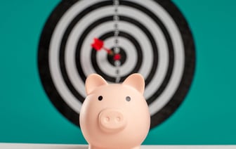 15 айфонов и путёвка на Мальдивы. Один из банков предложил белорусам выиграть «отпуск мечты». Что попросил взамен?