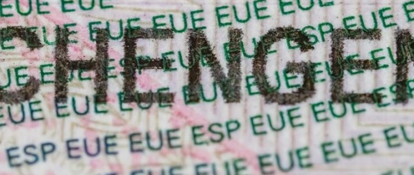 Еврокомиссия предлагает повысить сбор за шенгенскую визу на 12%