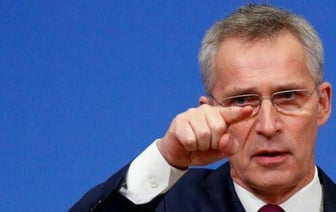 Столтенберг: призыв к снятию ограничений на удары по военным целям в России