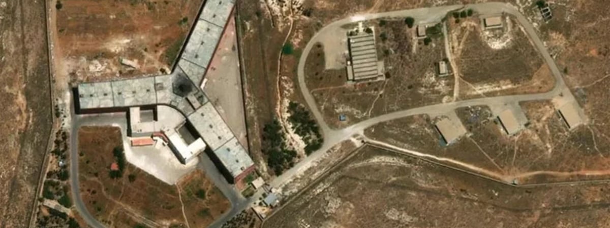 В тюрьме Асада обнаружили секретную подземную тюрьму. Тысячи заключенных пока не могут освободить