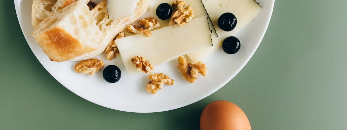 Сливочное масло в России лидирует среди молочки по числу фальсификата