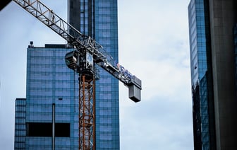 ЕАБР отмечает замедление роста промышленности в Беларуси