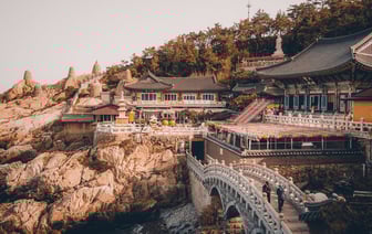 Полиция Южной Кореи вновь не сумела обыскать офис службы безопасности президента