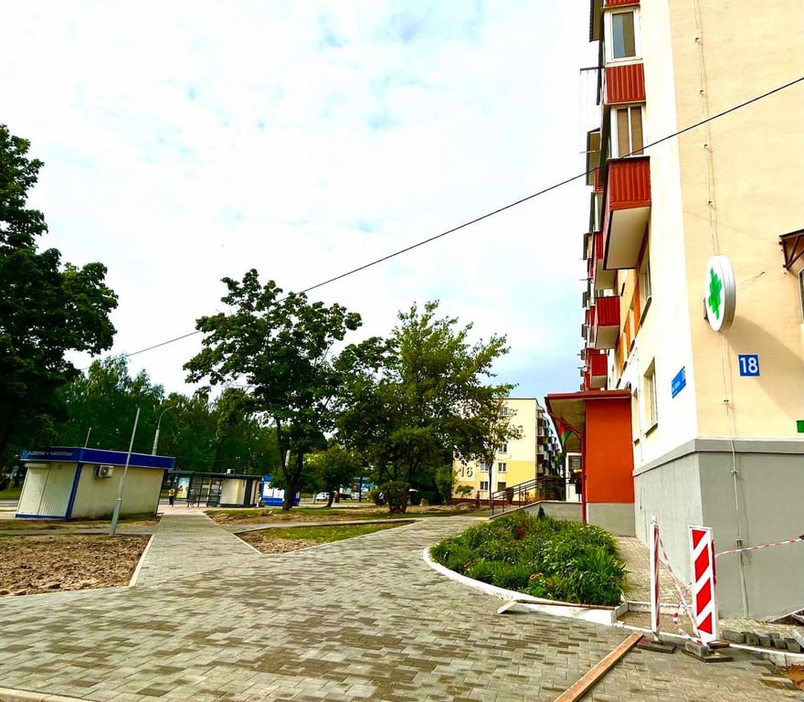 В Бресте активно идет благоустройство дворовых территорий