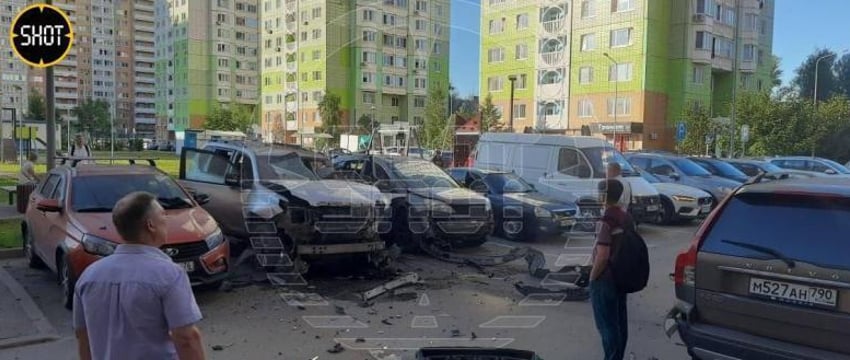 В Москве взорвался автомобиль с людьми