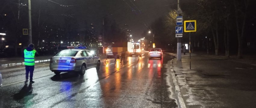 Джип сбил пенсионера на пешеходном переходе на улице Правды в Витебске