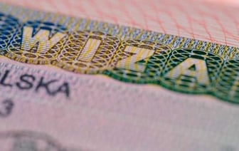 Визовые центры Польши изменили правила для беларусов