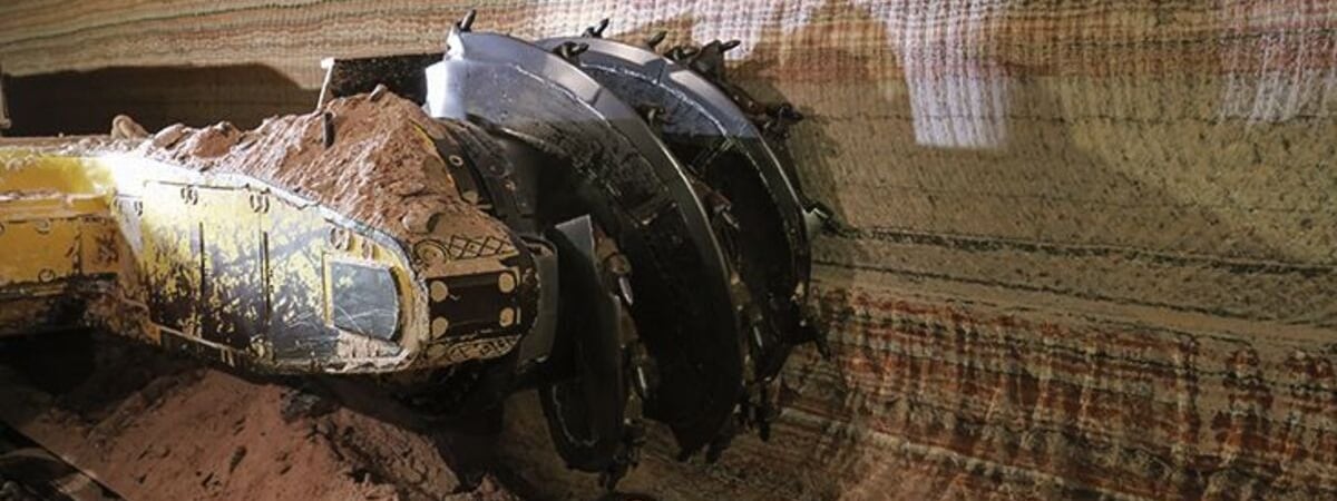 Глава Минприроды назвал 3 района в Беларуси, где собрались искать редкоземельные металлы