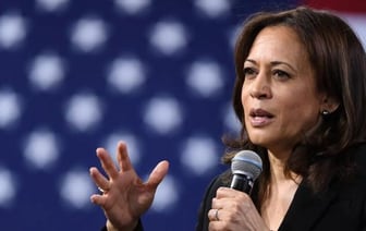 Камалу Харрис поддержали 99% делегатов Демократической партии