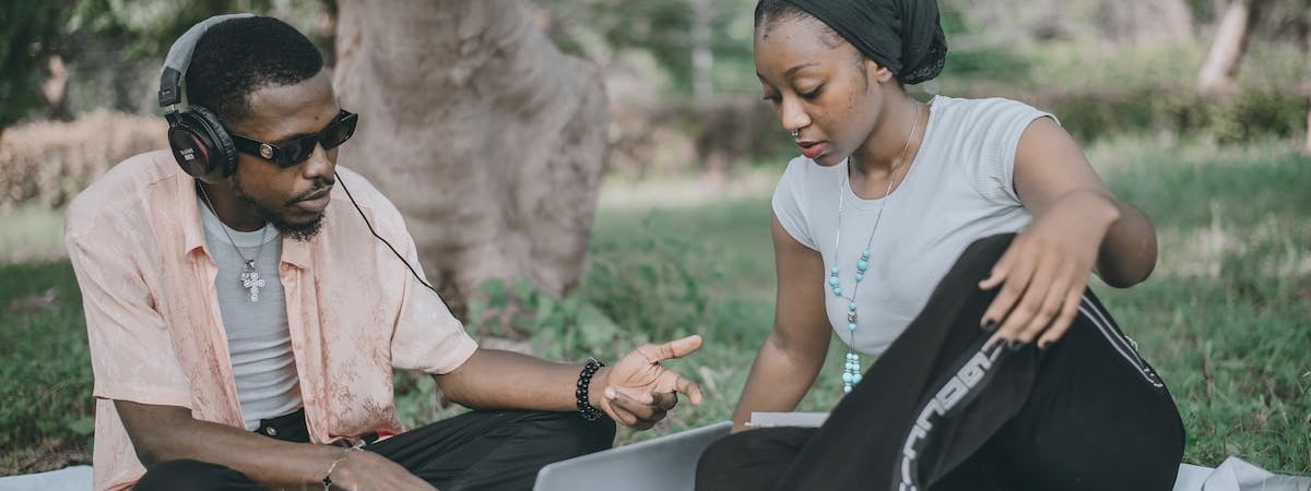 Во Франции приостановили продажи iPhone 12 из-за сильного электромагнитного излучения