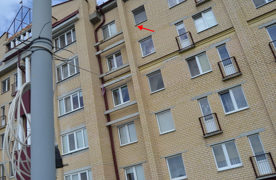 Житель Бреста организовал у дома самодельную «зарядную станцию» для электрокара