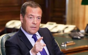 Медведев рассказал, зачем Запад спонсирует Украину