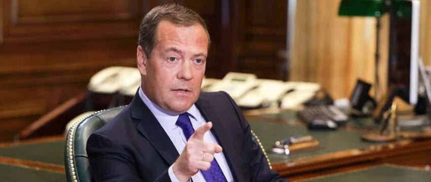 Медведев рассказал, зачем Запад спонсирует Украину