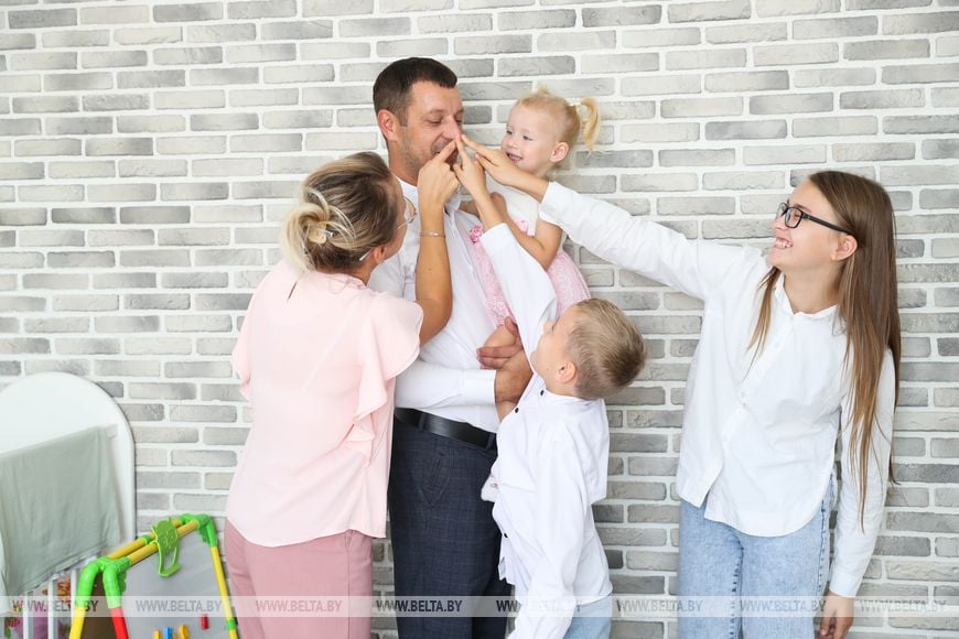 Врачи ставили бесплодие. История супругов Мельник - финалистов конкурса «Семья года»