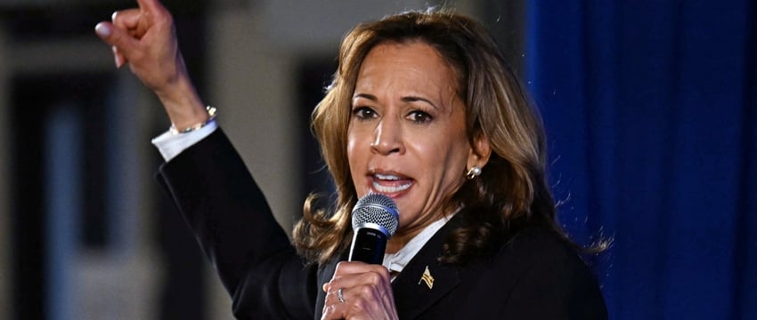 "Я рада, что он в безопасности": Камала Харрис после выстрелов в непосредственной близости от Трампа