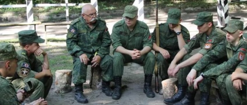 Репортаж из лагеря реконструкторов в Брестской крепости