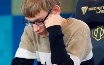 Белорус, одолевший Карлсена, честно рассказал о доходах в шахматах