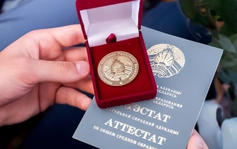 Минобразования Беларуси ввело электронную запись на апостиль. С какого числа и сколько стоит?